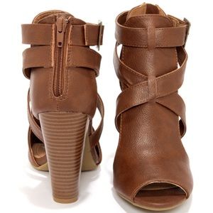 Bamboo Chestnut Cutout Booties